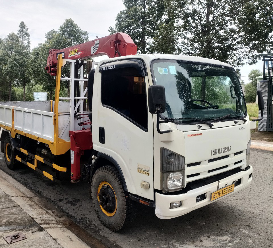 CHO THUÊ XE CẨU THÙNG 3.5 TẤN BẾN CÁT BÌNH DƯƠNG